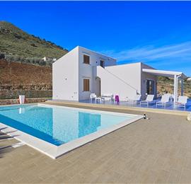 3 bedroom villa with pool, Scopello, sleeps 6